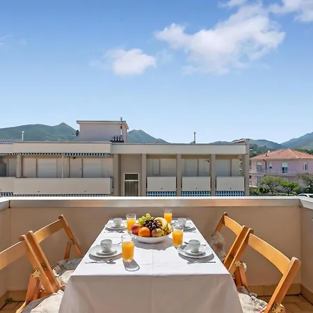 Appartamento Appartamento Magenta - Happy Rentals Loano